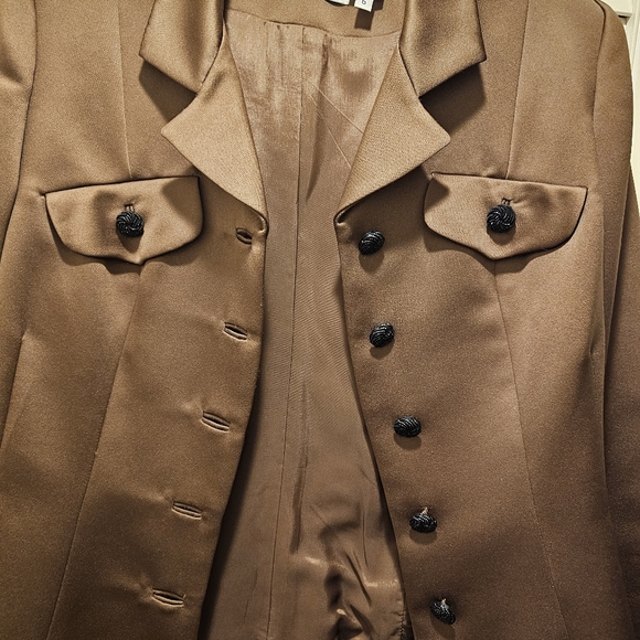 Black Tie Jacket Brown with Black Buttons - Picture 3 of 4